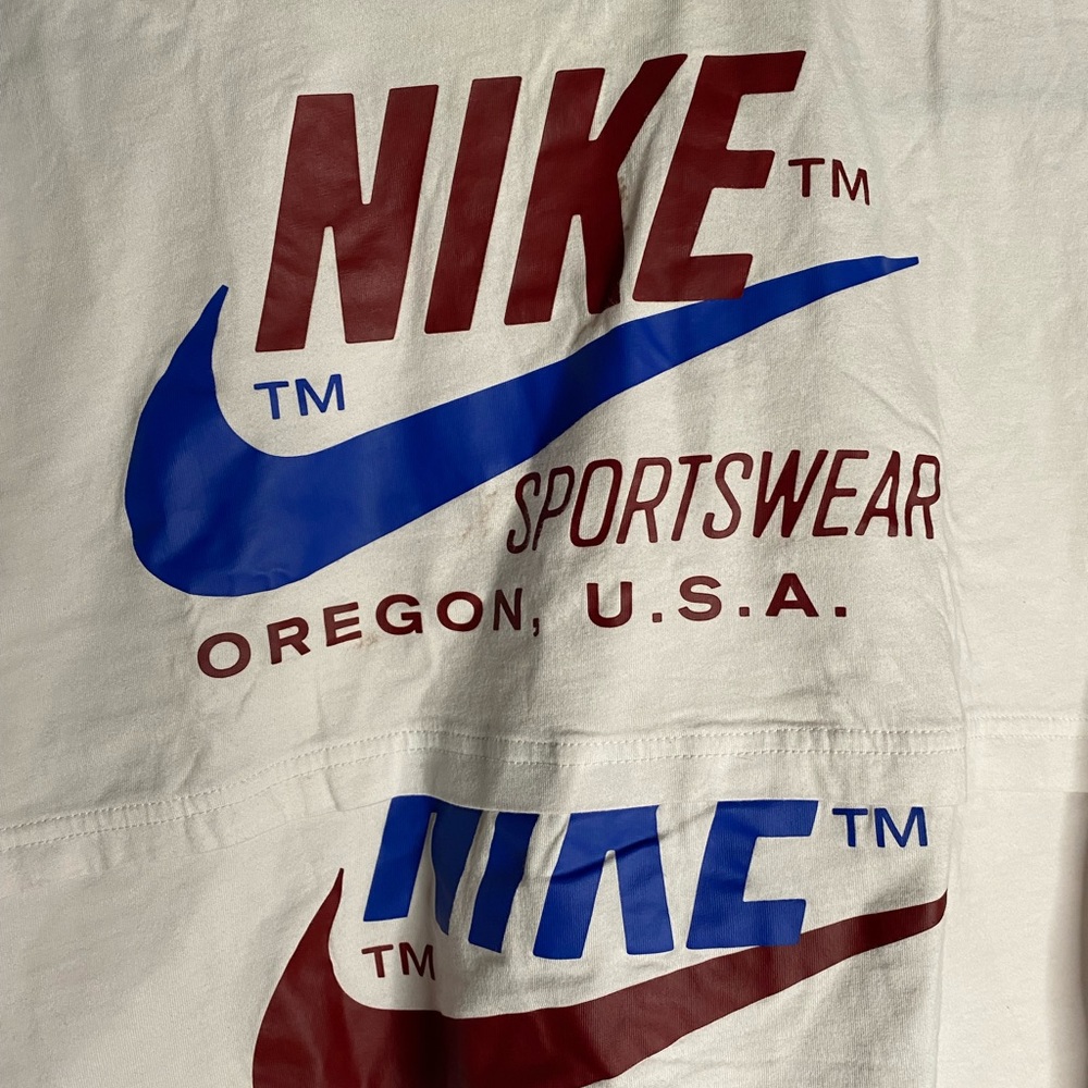 Nike cropped tee